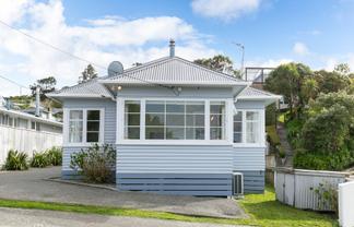 2 Woodland Road, Johnsonville