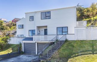 33 Wye Street, Island Bay
