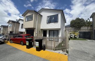 7/116 Colwill Road, Massey