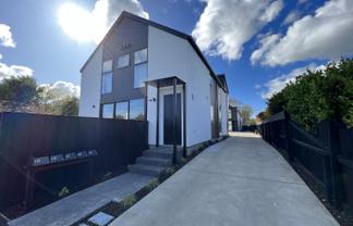 2/80 Mackworth Street, Woolston