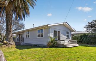79 Woodward Street, Featherston
