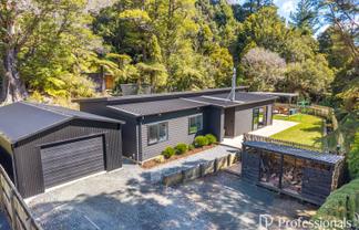 10 Aratika Grove, Stokes Valley