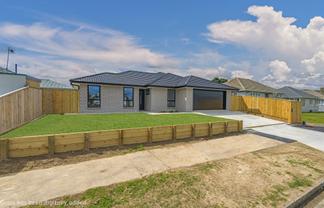 3 Avon Terrace, Roslyn