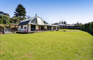 9 Beach Road, Patea