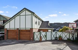 4/30 Avon Street, Island Bay