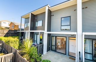 5 Tuhono Lane, Northcote