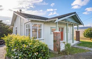 13 Retter Street, Paparangi