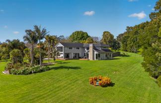 851 Ridge Road, Riverhead