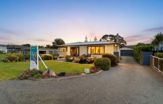 202 Whirinaki Road, Bay View