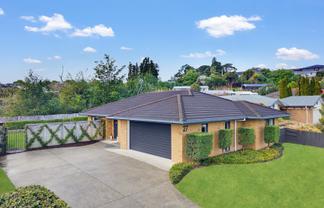 27 Amberley Crescent, Bethlehem