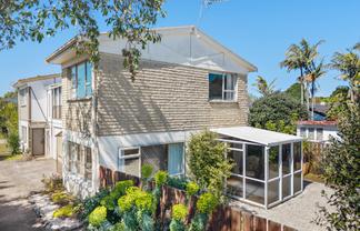 2/141 Selwyn Street, Onehunga