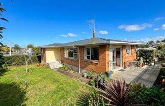 1 Glenfield Place, Brookfield