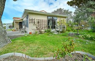 9 East Road, Haumoana