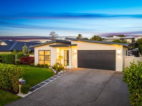 5 Karo Road, Beachlands