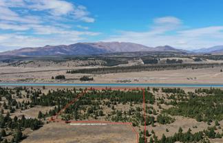 12 Flanagan Lane, Twizel