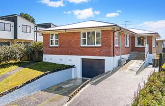42 Andrew Road, Howick
