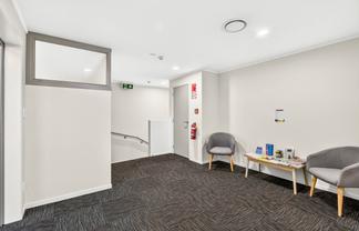 Modern Upstairs Office Space -Central Morrinsville