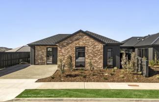 49 Woodley Road, Richmond