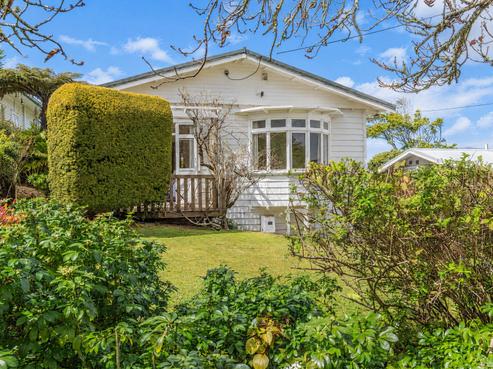 7 Bingley Avenue, Epsom