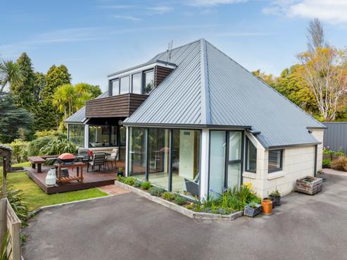 27 Garden Place, Glenleith