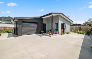 10A Darroch Street, Fairy Springs
