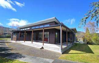 63 Marina Terrace, Kinloch