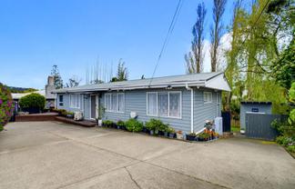 11 Norman Road, Titirangi