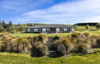 287 Bloxham Road, Crichton