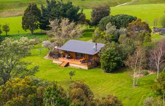 121 Southdown Drive, Martinborough
