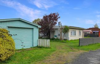 71 Avenue Road, Foxton