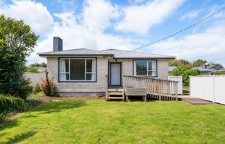 49 Tuhikaramea Road, Dinsdale