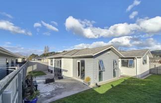 12 Martha Turnell Crescent, Manor Park