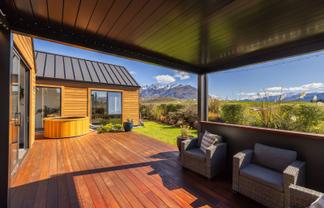 5 Torridon Court, Jacks Point