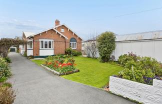 58 Hargest Cres, Saint Kilda