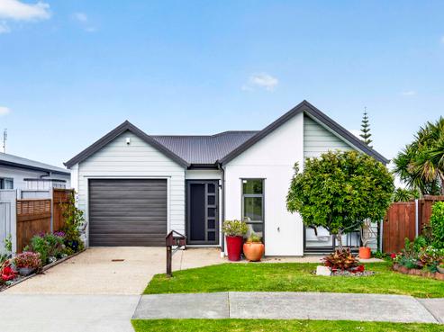 19 Barcliff Terrace, Gulf Harbour