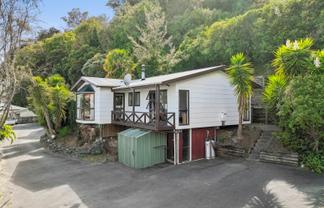 Flat 2/100 Cambria Street, Nelson City