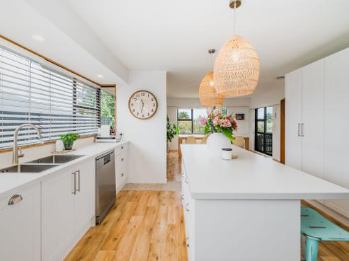 41 Tui Road, Raumati Beach