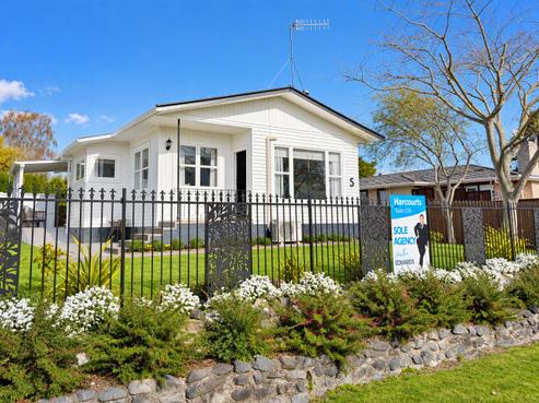 5 Limbrick Street, Waipawa