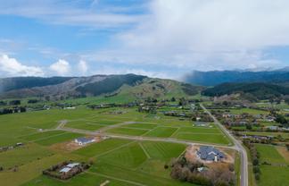 407 Tararua Road, LEVIN