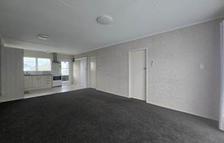3/2 Tennessee Avenue, Mangere East