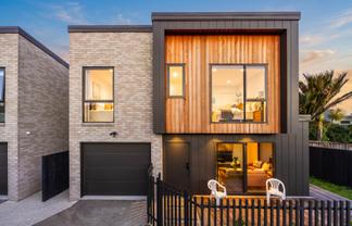2F Hollywood Avenue, Epsom