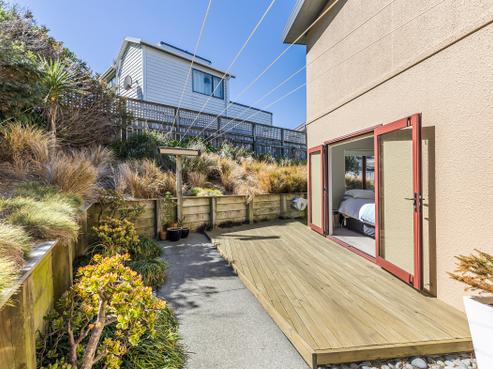 28A Bowes Crescent, Strathmore Park
