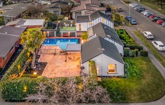 25 Rutherglen Avenue, Ilam