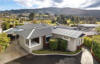 8 Prestwick Street, Maori Hill