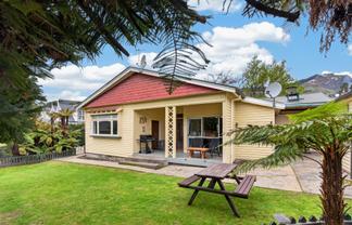12 William Street, Akaroa