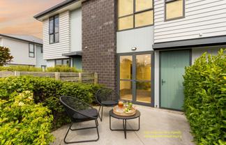 4/14 Buffon Street, Waltham