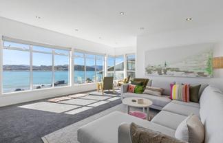 277 Queens Drive, Lyall Bay
