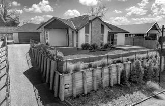 10 Glaisdale Crescent, Flagstaff
