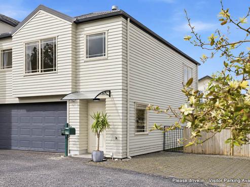 143C Hobsonville Road, West Harbour