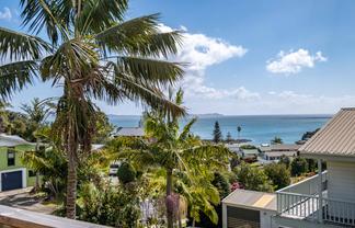 54 Stratford Drive, Cable Bay